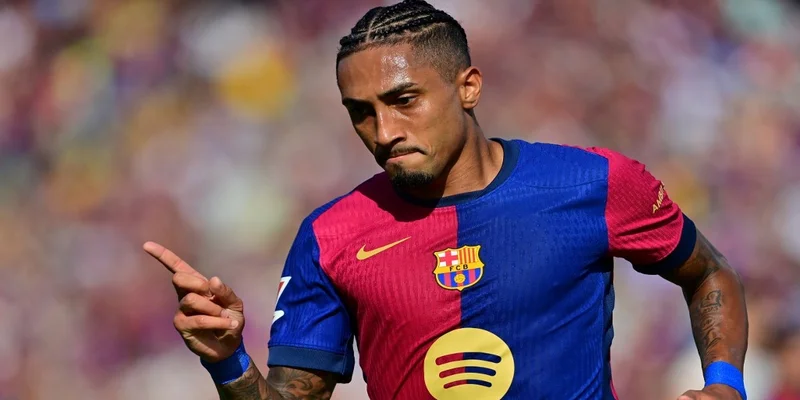 Barcelona rao bán công thần Raphinha