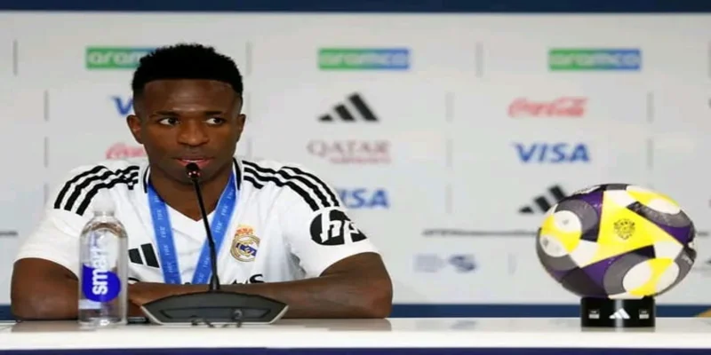 Junior đối mặt với án phạt 2 năm từ FIFA